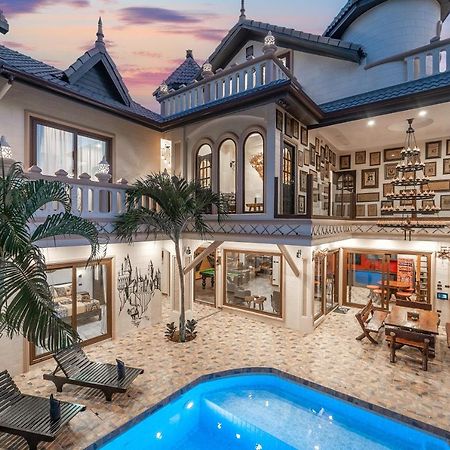 Potterland Luxury Pool Villa Pattaya Walking Street 6 Bedrooms Ngoại thất bức ảnh