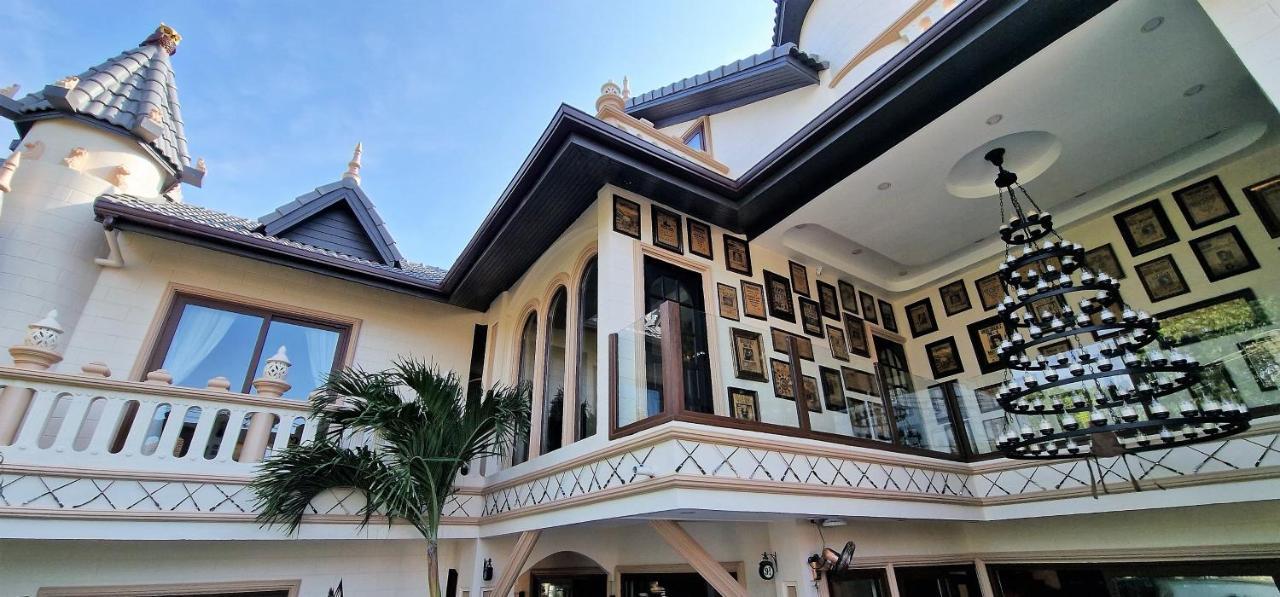 Potterland Luxury Pool Villa Pattaya Walking Street 6 Bedrooms Ngoại thất bức ảnh