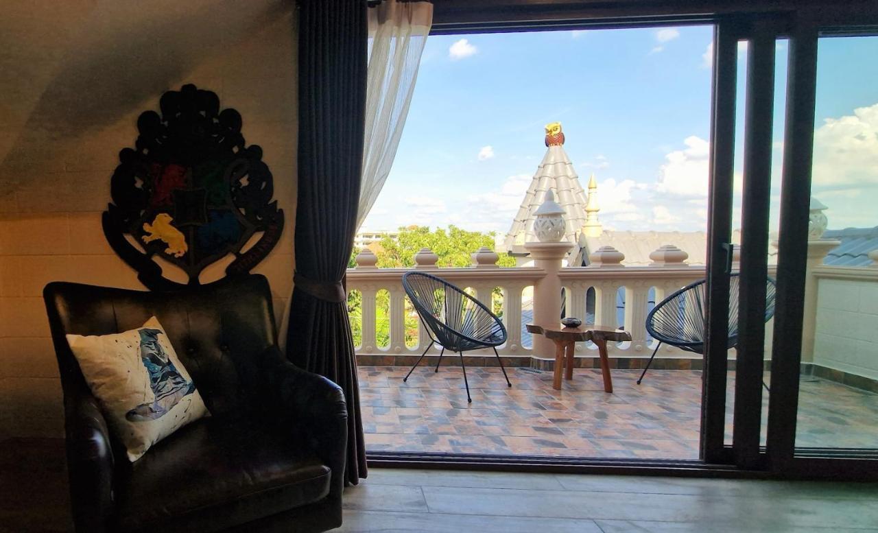 Potterland Luxury Pool Villa Pattaya Walking Street 6 Bedrooms Ngoại thất bức ảnh